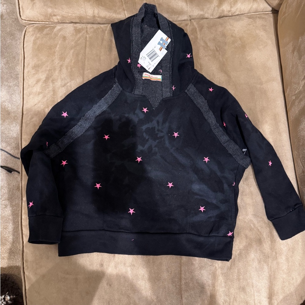 Vintage Havana Black Hoodie with Pink Stars